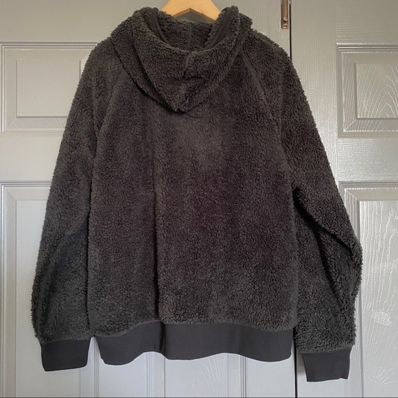 Black Sherpa Pullover Hoodie NWT - Picture 9 of 12